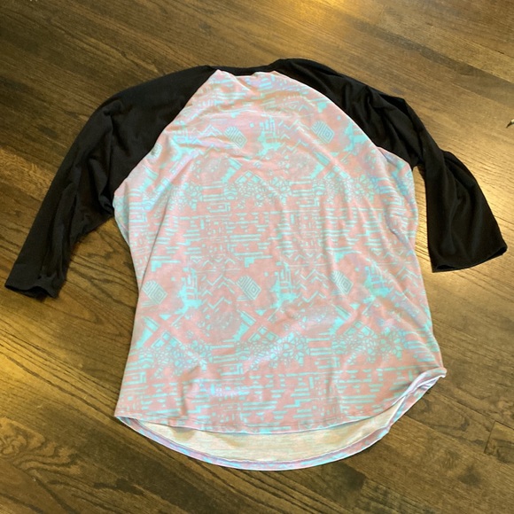 Lularoe Randy Black Purple Blue Baseball T Shirt 3XL EUC - Picture 6 of 6